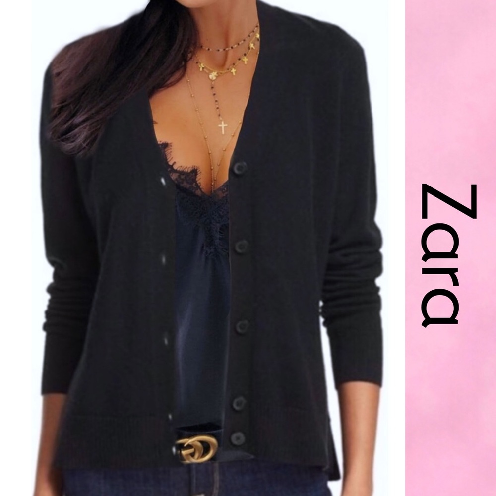 ✨New Price Drop!!✨ ZARA Black Knit V-Neck Button Cardigan S
